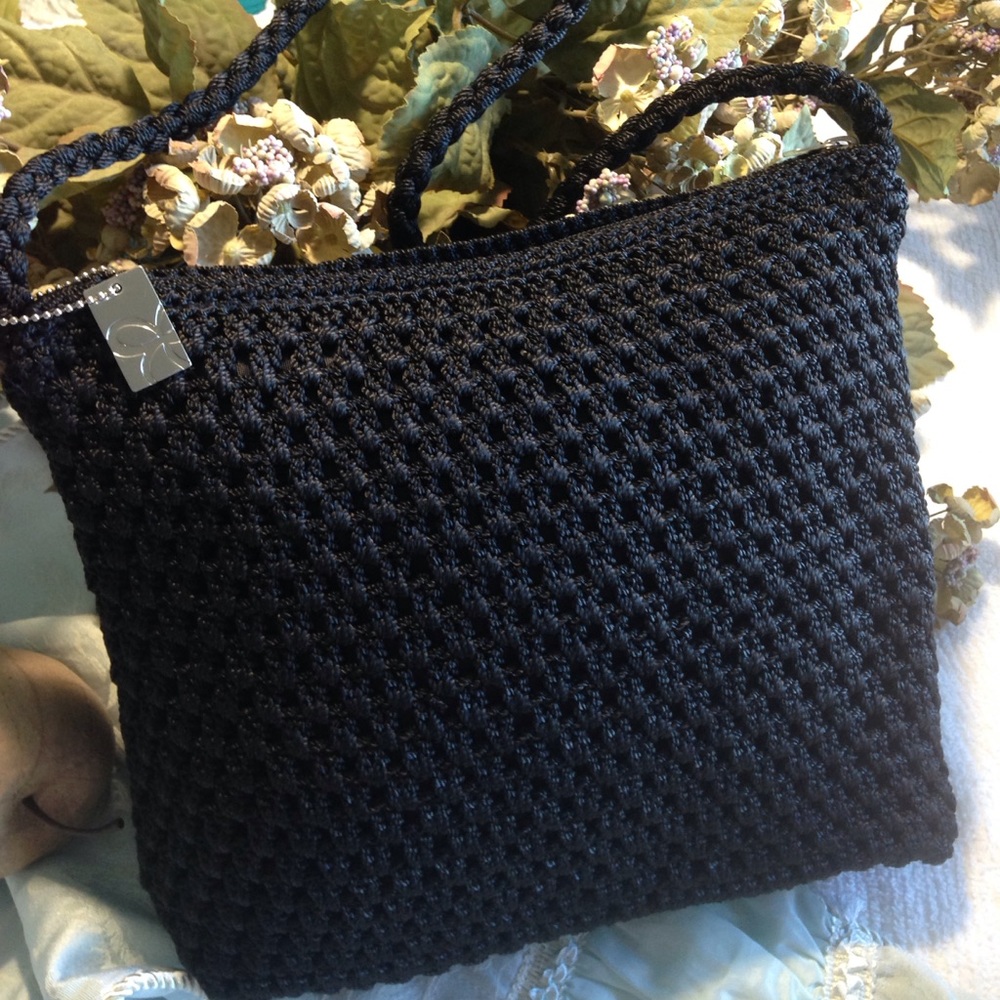 NEW Lina Crochet Cross Body Shoulder Bag Purse Braided Strap Black Interior 12x9